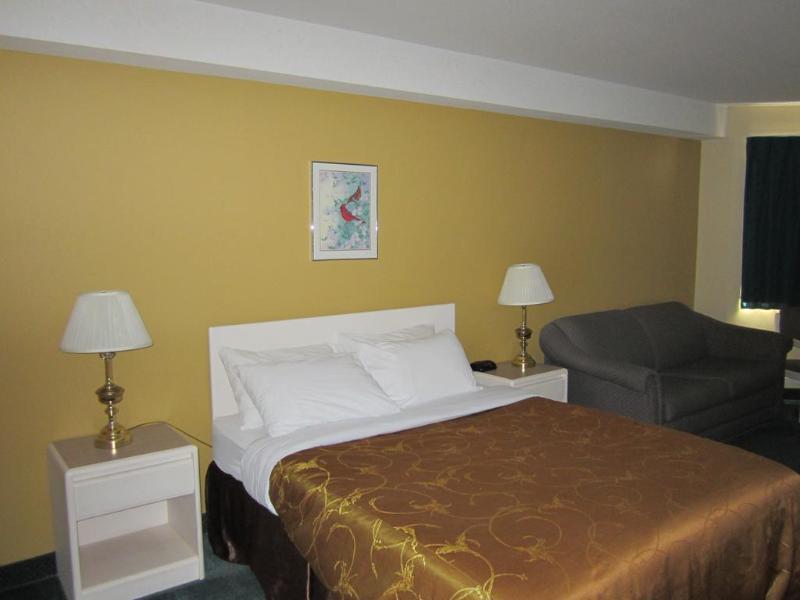 George Mountain View Hotel & Resto Merritt Bagian luar foto